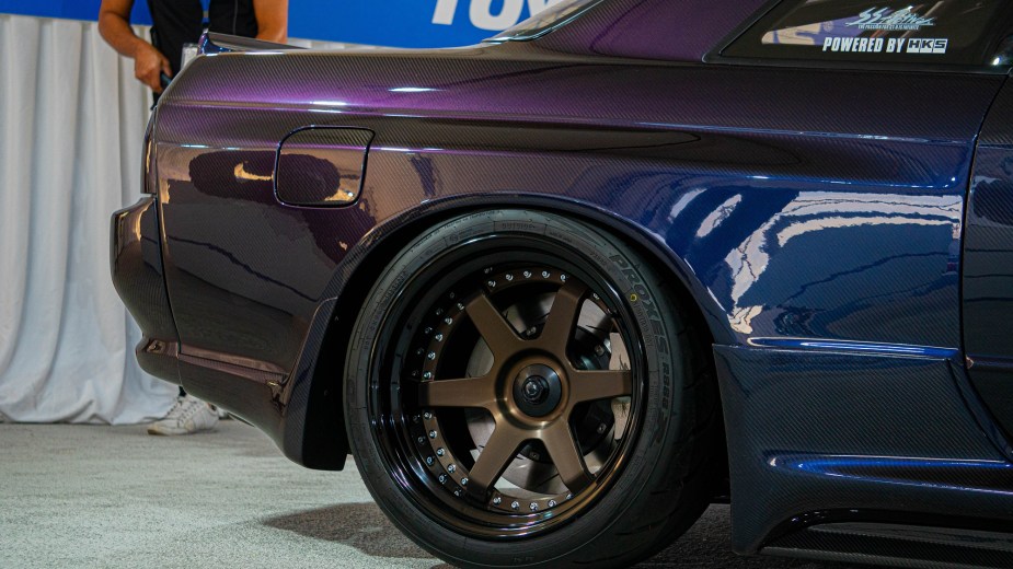 Garage Active's full carbon fiber R32 GT-R is a beast and stole the show at SEMA. 