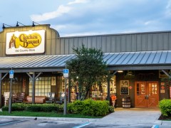 How Long Does It Take to Charge an Electric Car at Cracker Barrel?