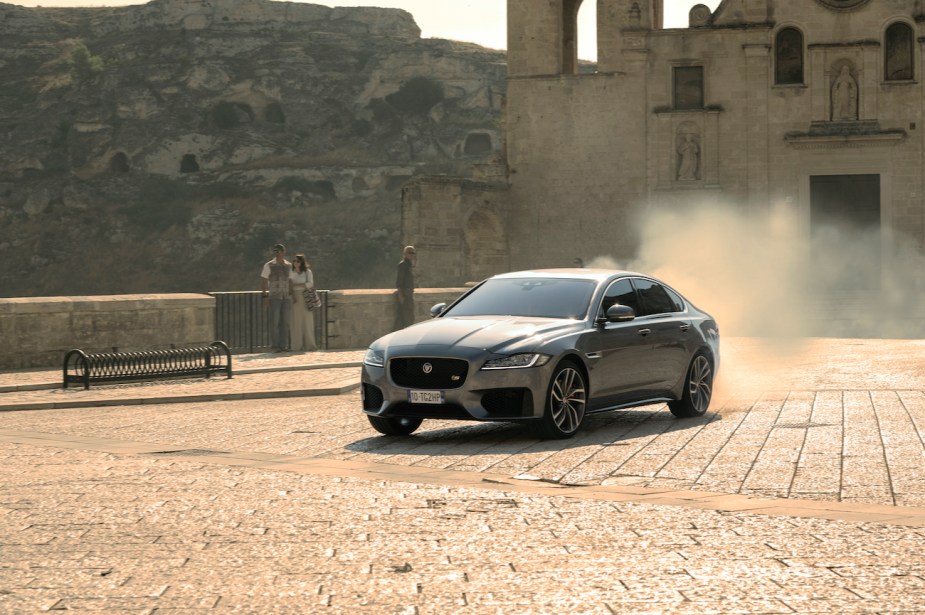 2022 Jaguar XF front