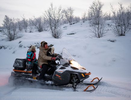 4 Drawbacks to Riding an Electric Snowmobile Instead of a Gas-Powered Sled