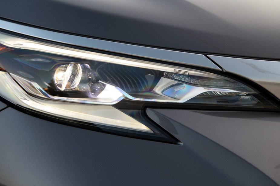 2022 Toyota Sienna minivan headlight