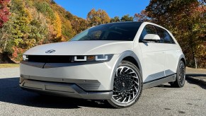 2022 Hyundai Ioniq 5 vs. Tesla