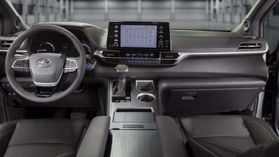 2022 Toyota Sienna interior