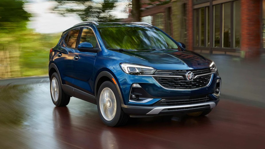 A 2023 Buick Encore GX blue luxury SUV, what is the best finish?