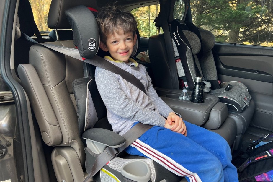 How Many Car Seats Fit Inside the 2023 Kia Niro EV?