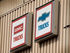 Did GMC or Chevy Pickup Trucks Come First?