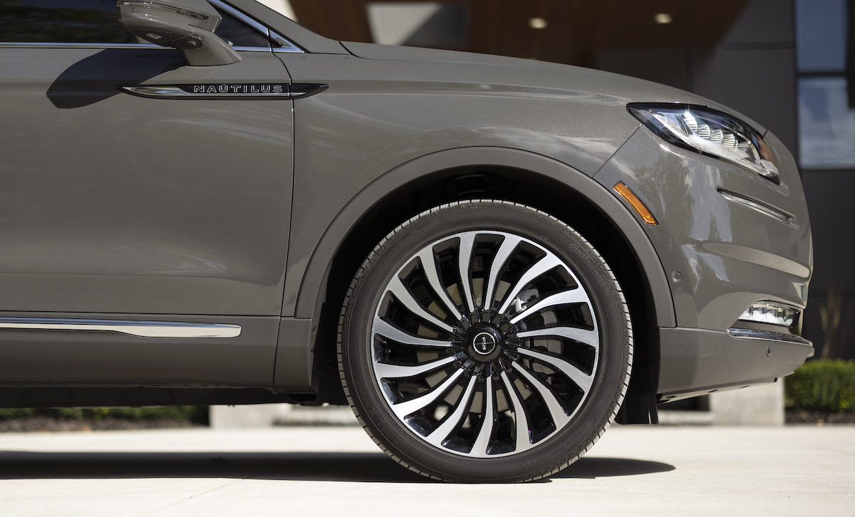 A Lincoln Nautilus, which is one of the worst mid-size luxury SUV.