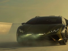 The Internet Is Roasting Lamborghini For Cringy Huracan Sterrato Ad