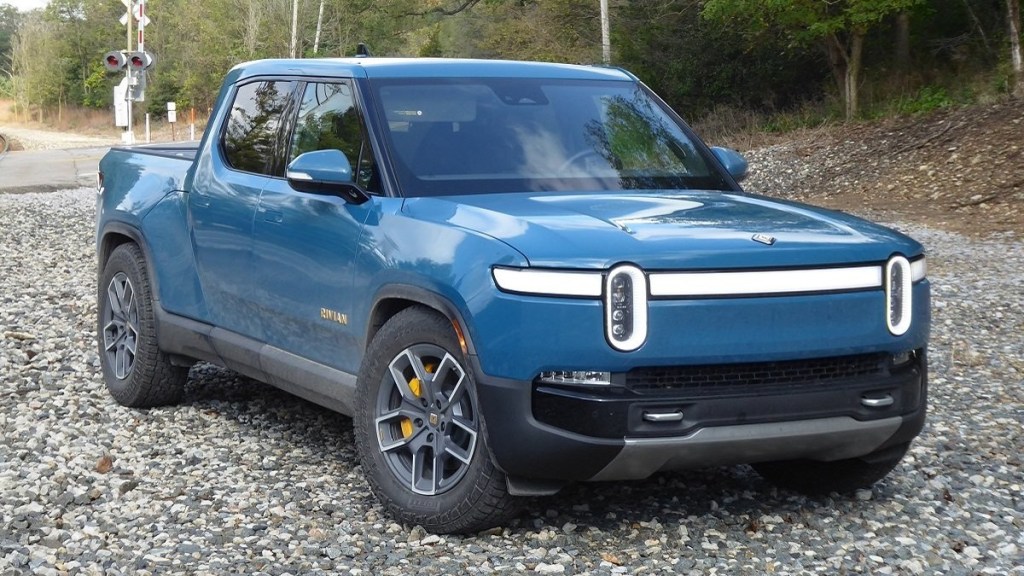 Consumer Reports Doesn't Recommend the 2023 Rivian R1T