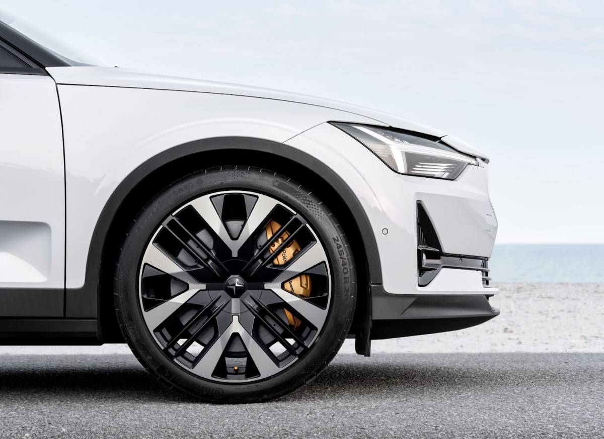 A close-up of the right-front wheel of a 2024 Polestar 2