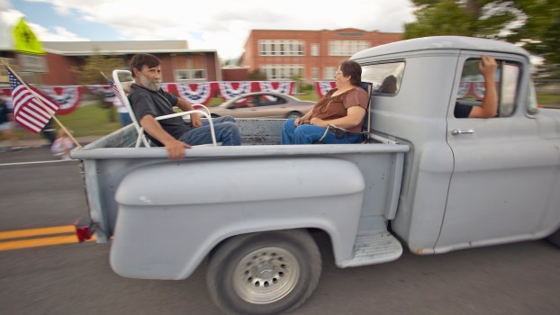 Most States Actually Allow You to Ride in the Bed of a Pickup Truck