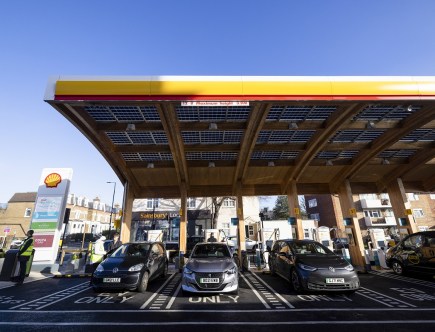 Shell Recharge: Everything You Need to Know About These EV Charging Stations