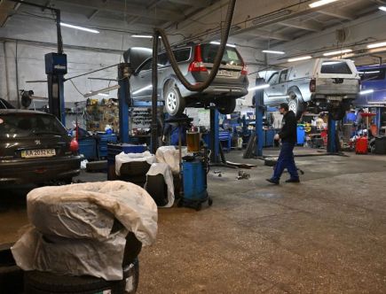 Former Ukraine Garage Now Converts Old Trucks For Battle