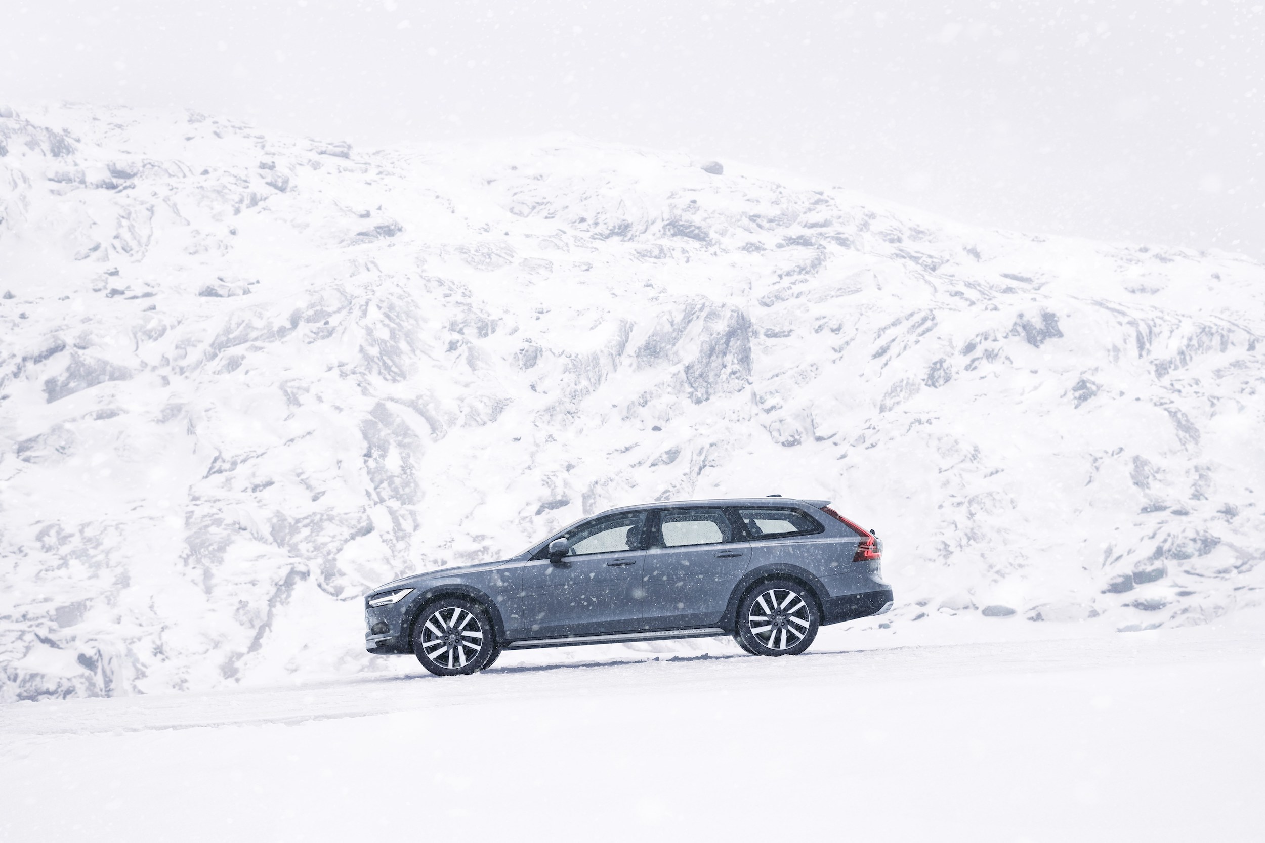 The refreshed Volvo V90 B6 AWD Cross Country in Thunder Grey