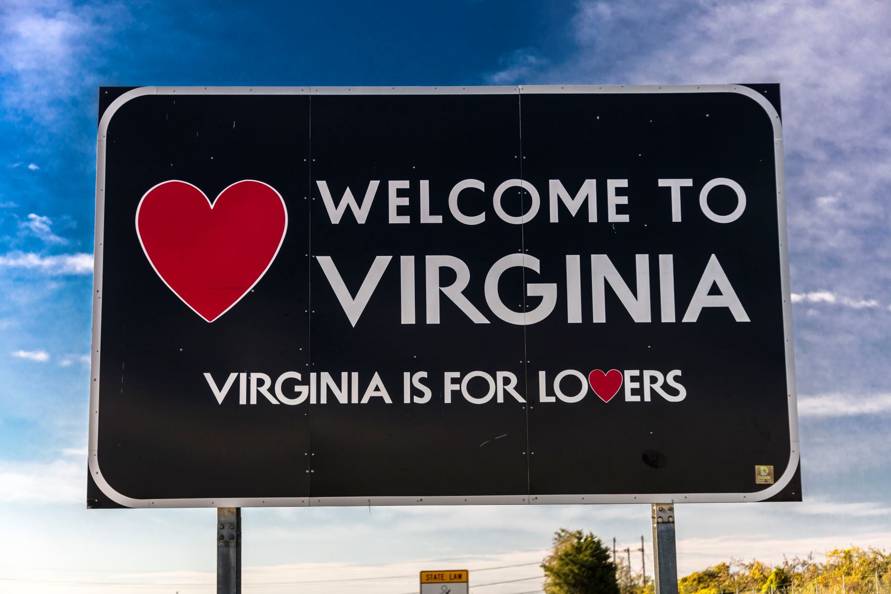 A 'Virginia is for Lovers' welcome sign for the state of Virginia