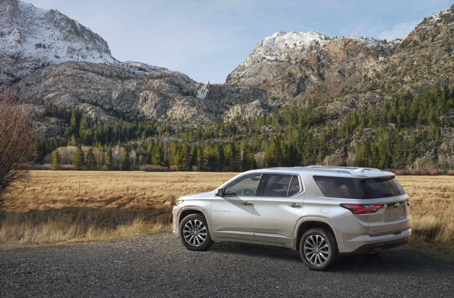 This Chevrolet Traverse falls behind other midsize SUVs