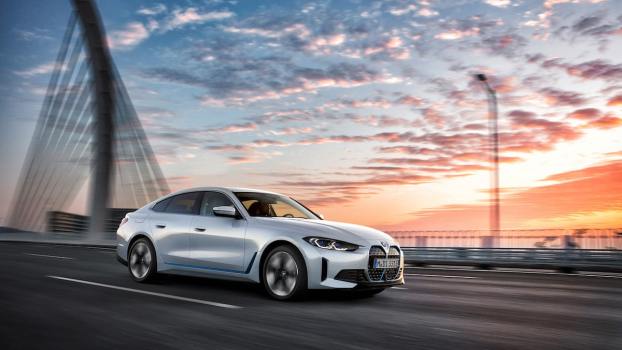 BMW Recalls Over 14,000 iX, i4, and i7 EVs