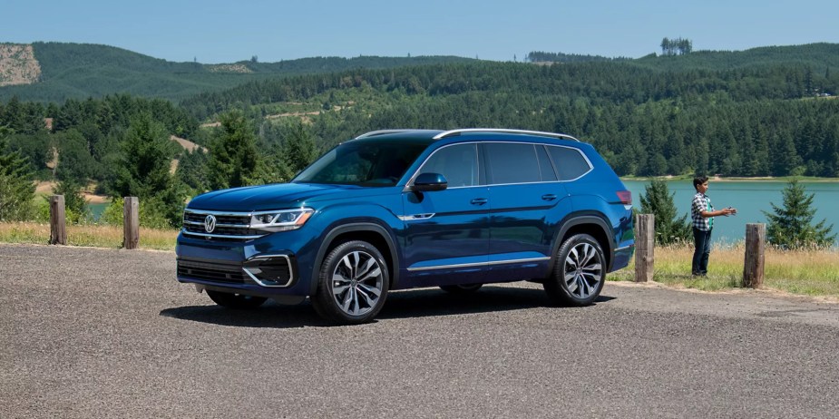 A 2023 Volkswagen Atlas midsize three-row SUV, the best trims are also the cheapest.
