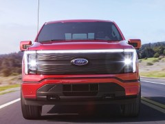The 2023 Ford F-150 Lightning Is Both the Best Truck and the Best EV