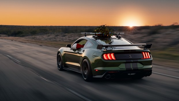 Hennessey Mustang Shelby GT500 Broke a Speed Record With One Really Strange Passenger