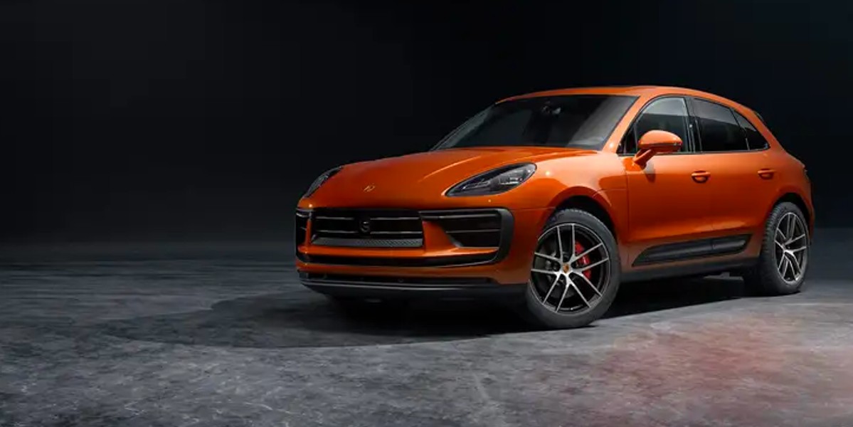 The Porsche Macan is part of why the Porsche Panamera isn't more popular, despite being one of the best luxury cars of 2023.