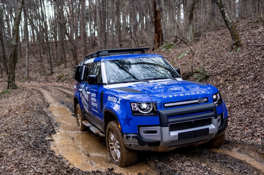 Land Rover Defender service awards winner