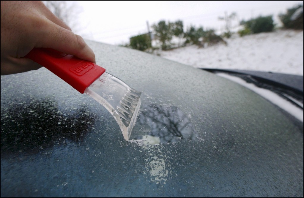 3 Ways to Defrost Your Car's Windshield Without Defrosters