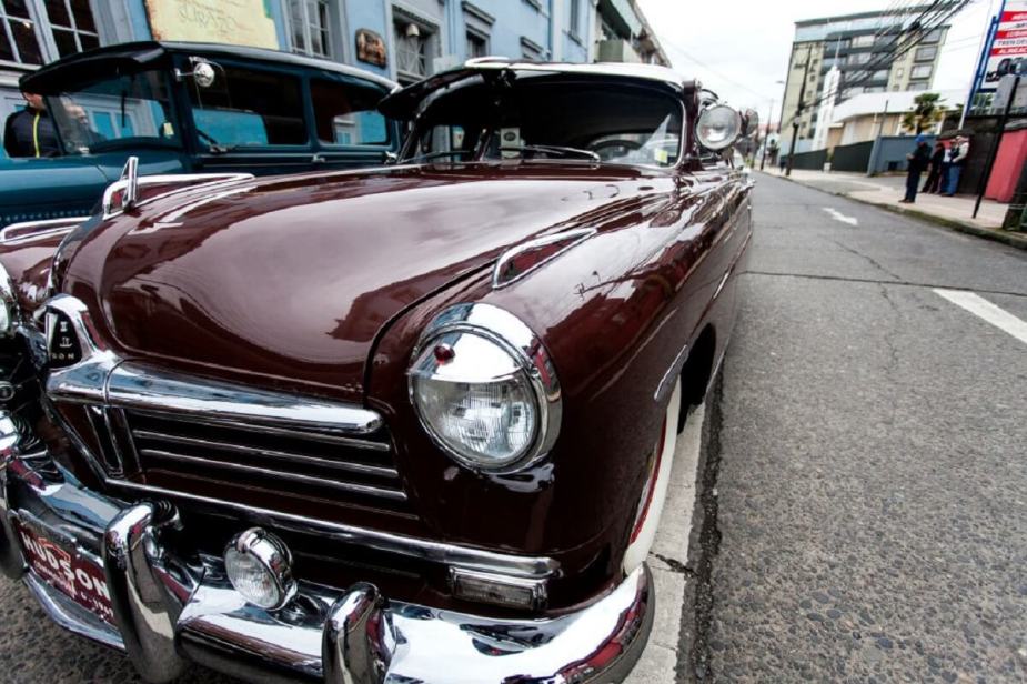 A surplus 1950 Hudson Commodore 6 shows off its classic styling.