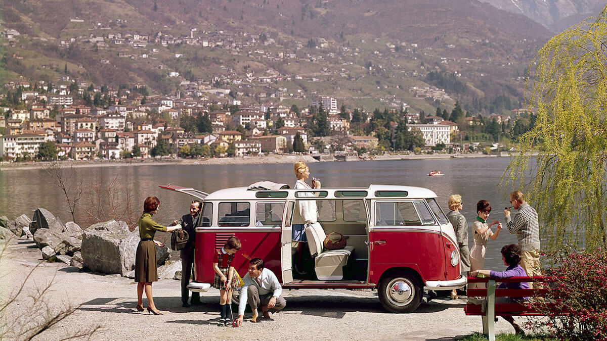 1963 25-Window. This is a Volkswagen ID. Buzz alternative.
