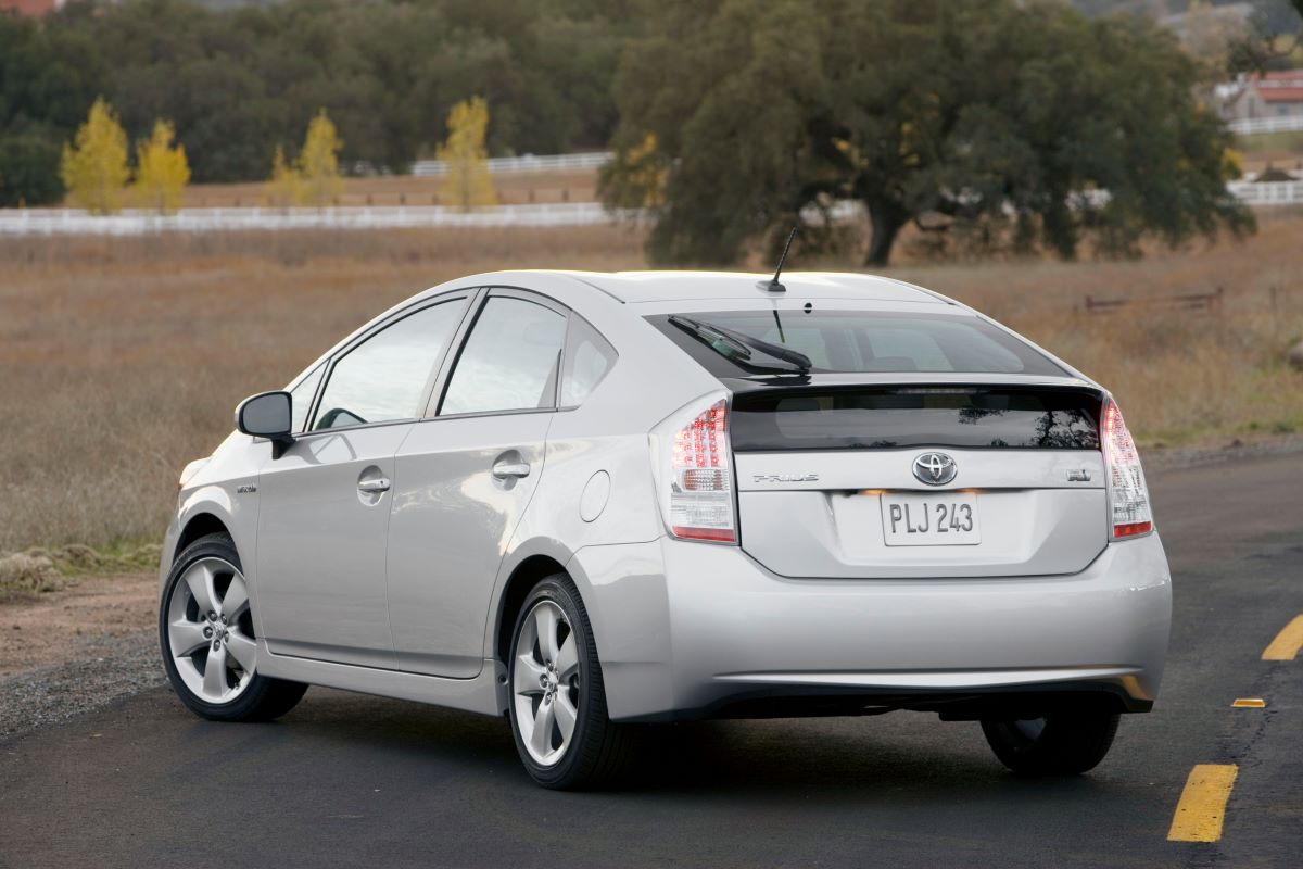 The 2010 Toyota Prius has a lot of issue reported by owners 