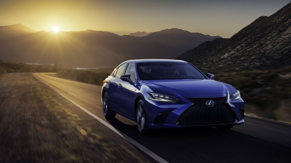 The Lexus ES, which now has lower safety raings than in years past