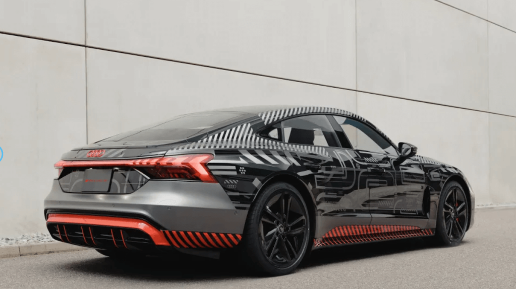 2023 Audi RS e-tron GT 