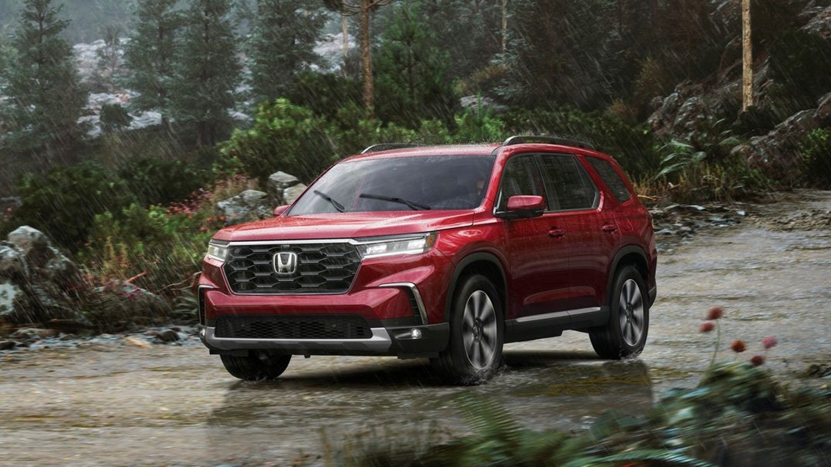 How Much Does a Fully Loaded 2023 Honda Pilot Cost?