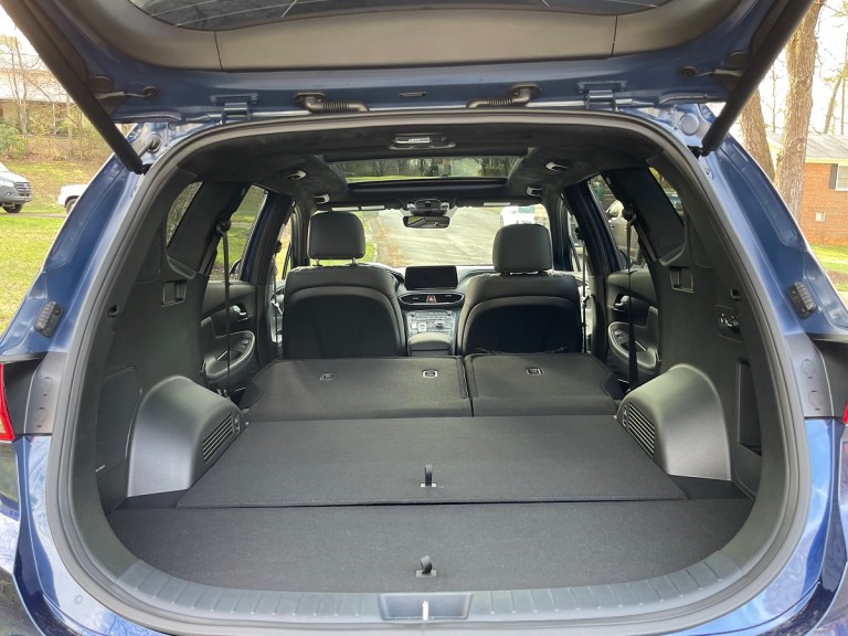 3 Pros and 2 Cons With Driving the 2023 Hyundai Santa Fe