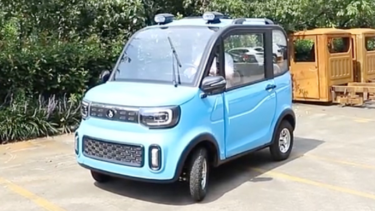 Front angle view of ChangLi Nemica, cheapest new car in world, costing $1,000, and can be ordered from China