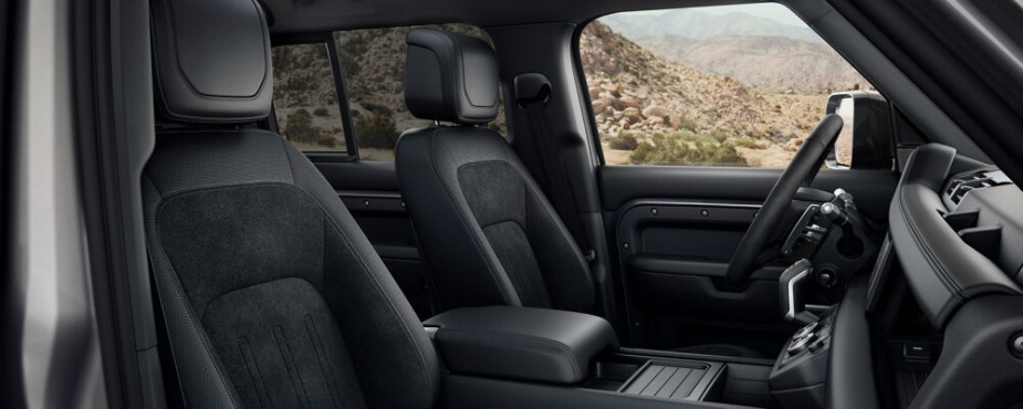 Land Rover Defender 90 interior