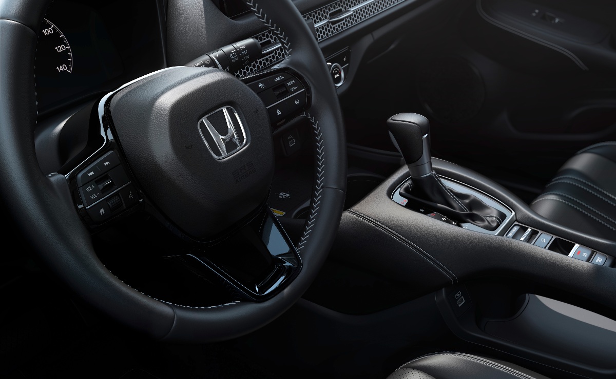 Steering wheel in 2023 Honda HR-V, highlighting most common problems reported by owners. This Honda model was left off the Car and Driver list.