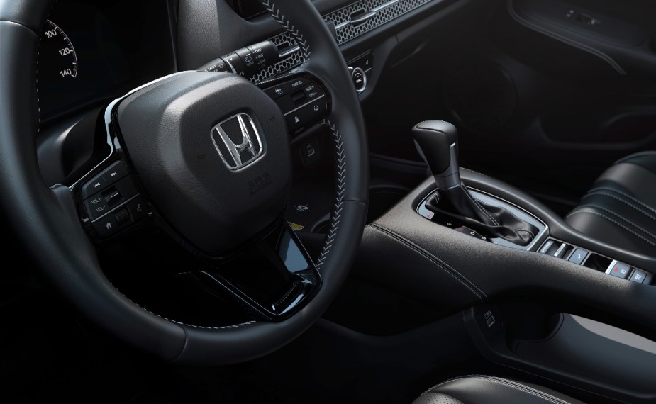 Steering wheel in 2023 Honda HR-V, highlighting most common problems reported by owners