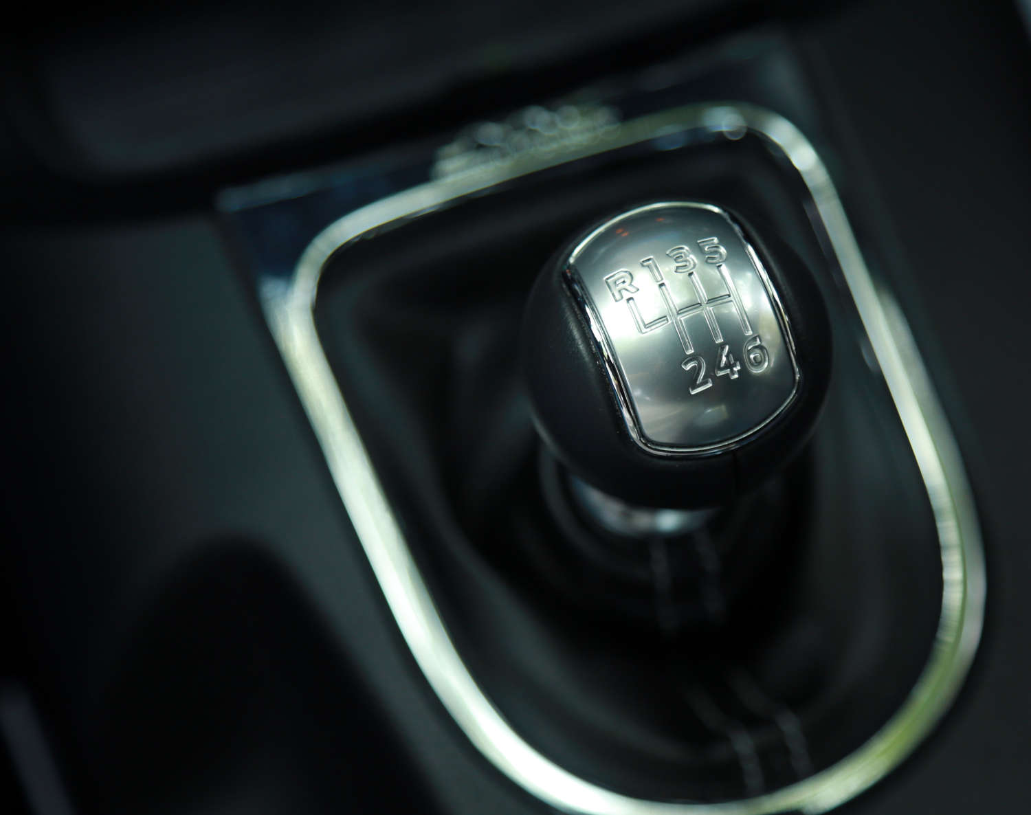 The difference between a manual and an automatic transmission, manual option seen here