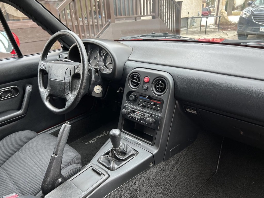 1990 Mazda Miata interior