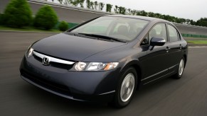 2006 Honda Civic Hybrid Driving
