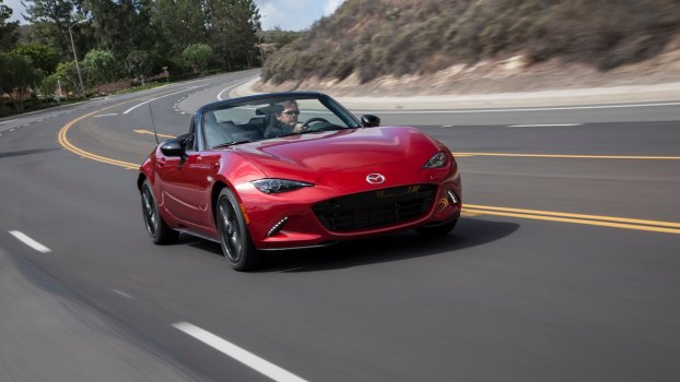 A 2017 Mazda MX-5 Miata Could Be the Sports Car Bargain of Your Dreams