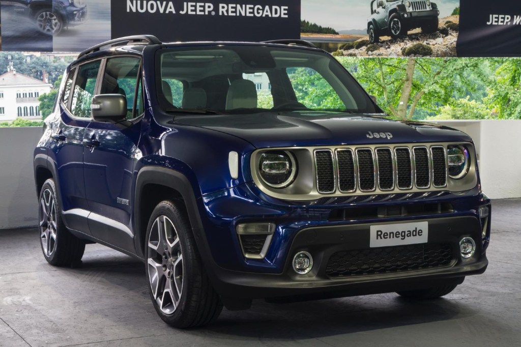 2018 Jeep Renegade in dark blue 