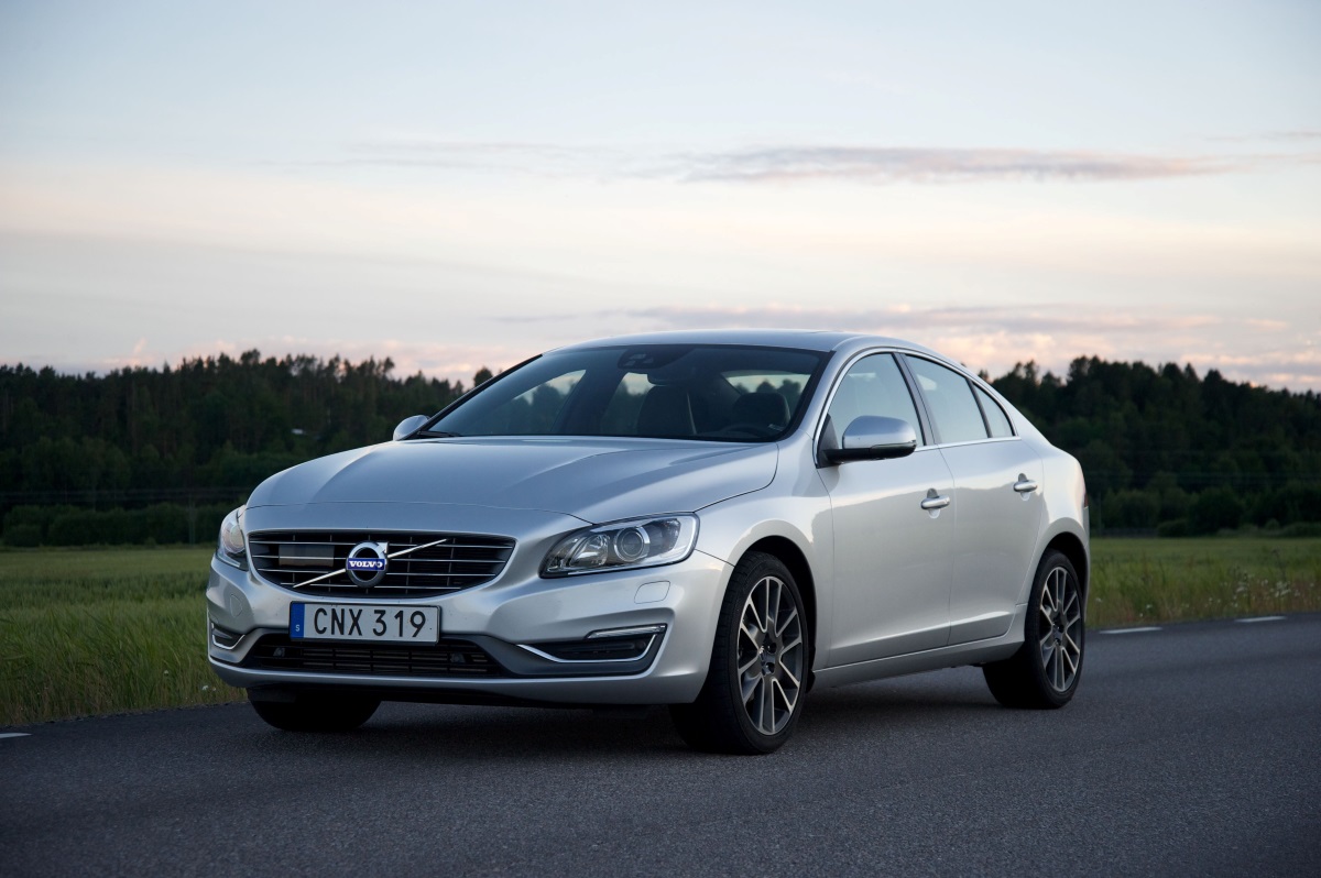 2018 Volvo S60 in silver, one of the best value luxury cars in the used market