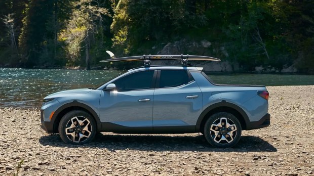 There Is No Competition Between the Ford Maverick Hybrid and the Hyundai Santa Cruz