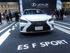 Is the 2023 Lexus ES 350 F Sport Just a Fancy Toyota Camry TRD?