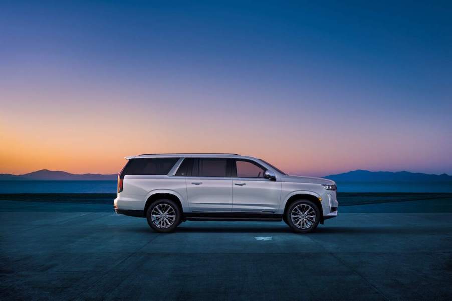 2023 Cadillac Escalade ESV exterior