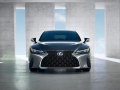 4 Lexus Sedans: See Which One is the Fastest