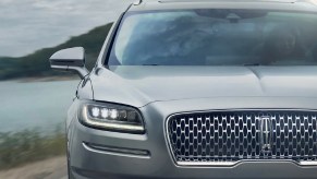 The front of a gray 2023 Lincoln Nautilus.