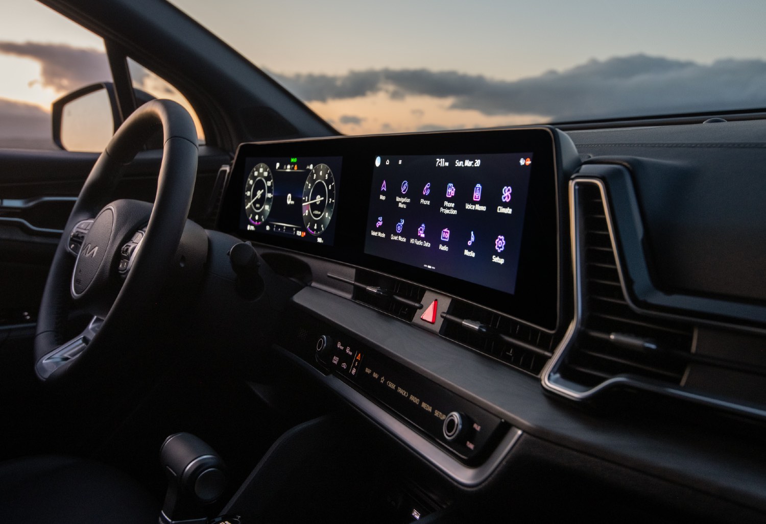 2023 Kia Sportage interior